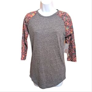 Lularoe Randy tee